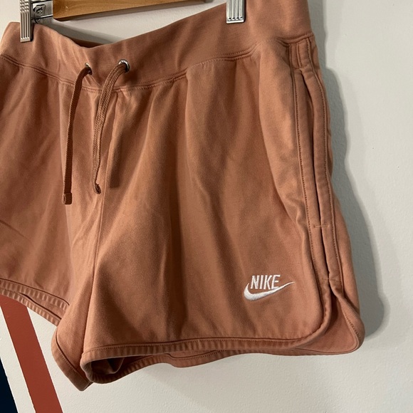 Nike Women's Athletic Lounge Shorts in Dusty Pink - Picture 2 of 3